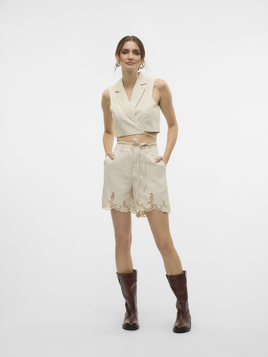 Short van het merk Vero Moda in het Beige