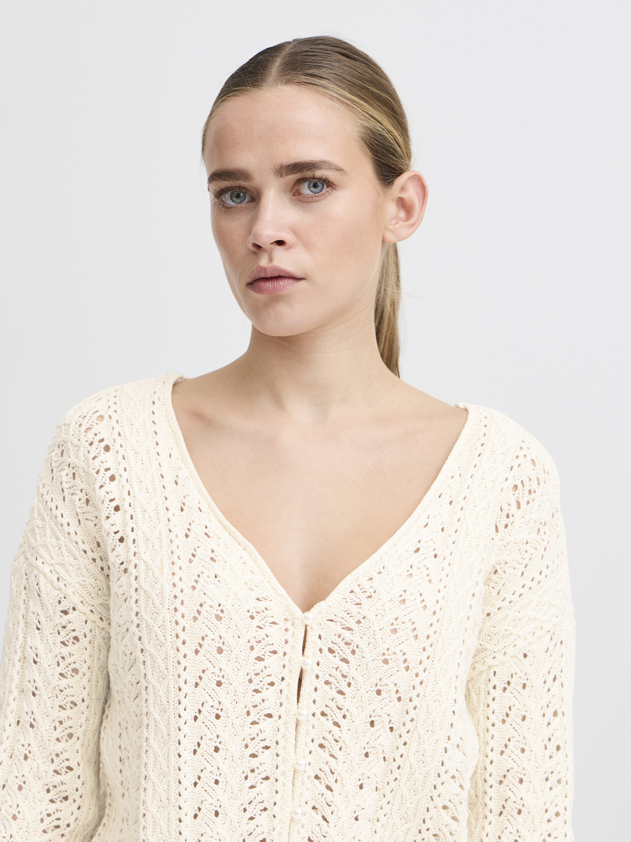 Pull van het merk Ichi in het Ecru