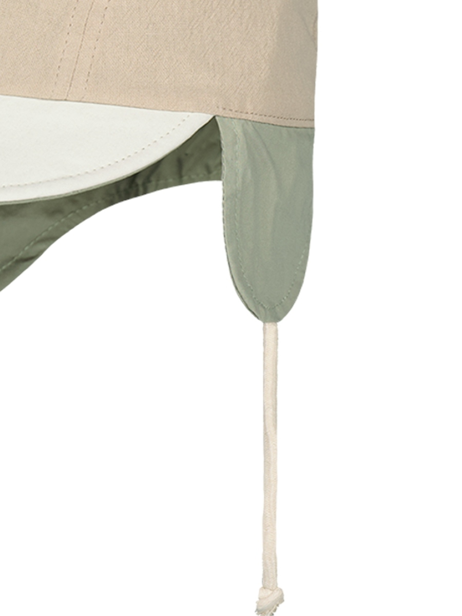 Pet van het merk Barts in het Beige