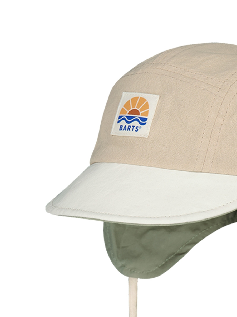 Pet van het merk Barts in het Beige