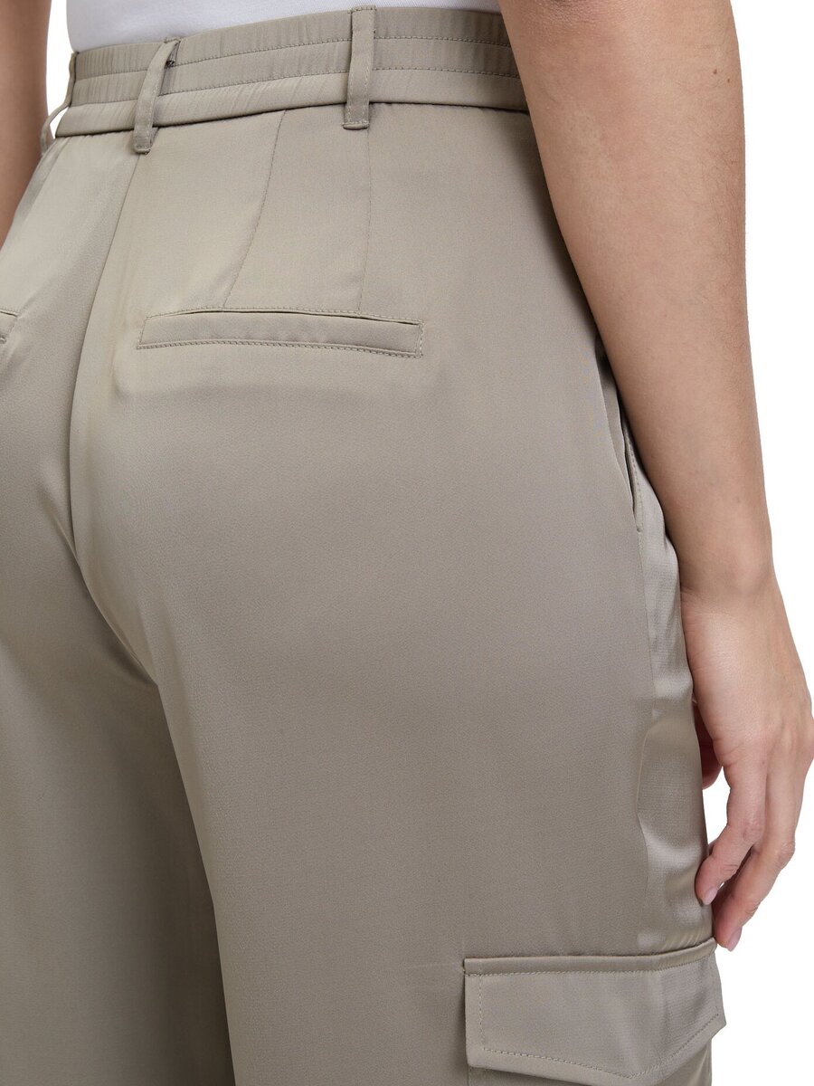 Broek van het merk Betty Barclay in het Beige