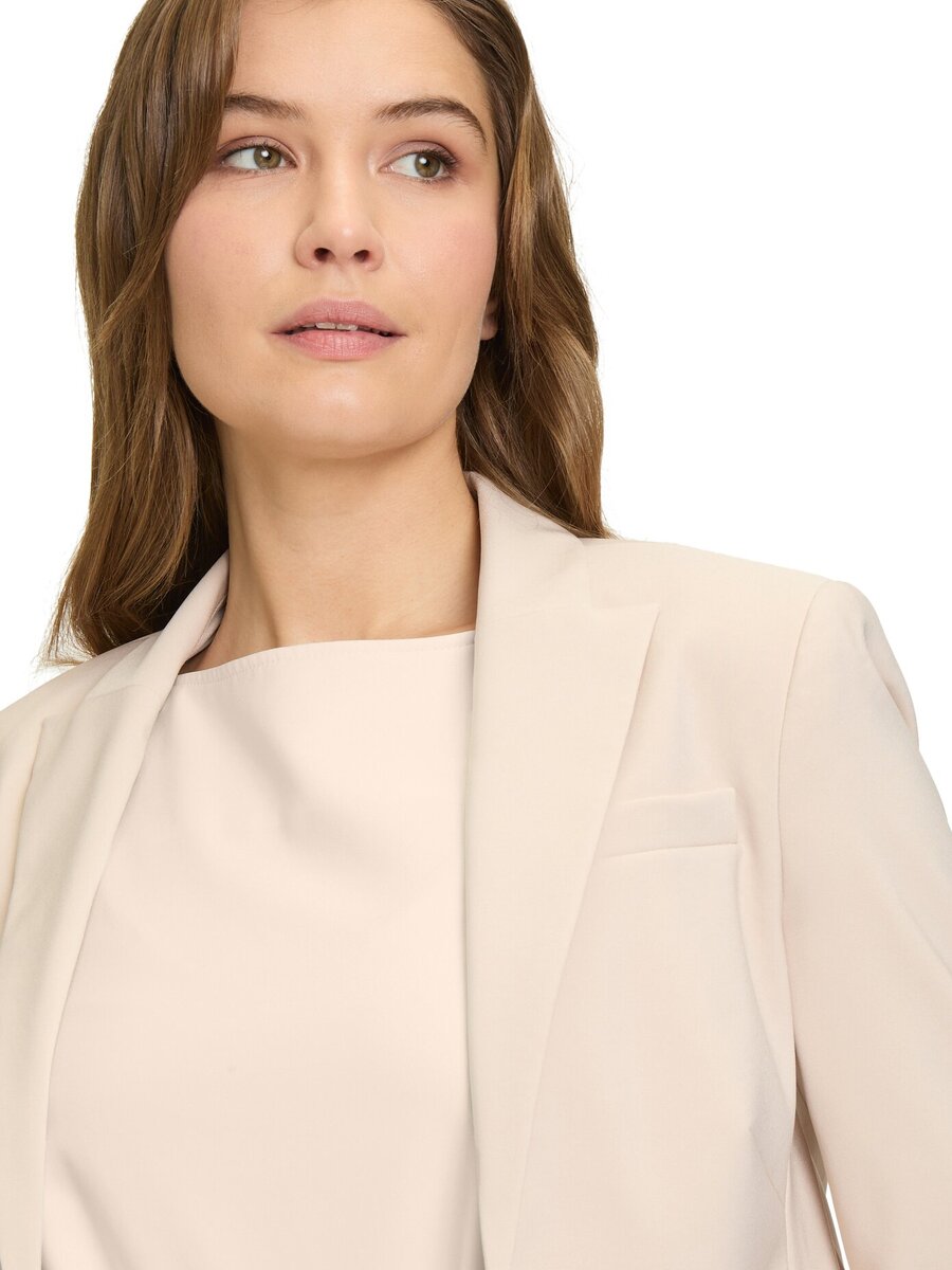 Blazer van het merk Betty Barclay in het Beige