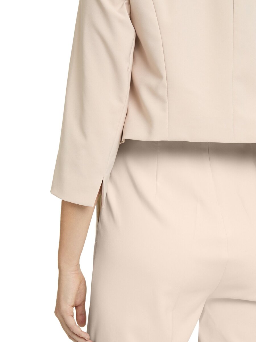 Blazer van het merk Betty Barclay in het Beige