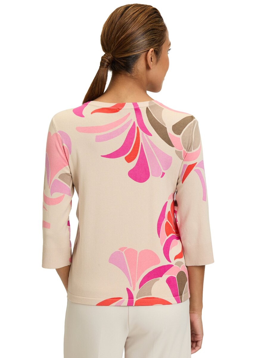 Pull van het merk Betty Barclay in het Beige