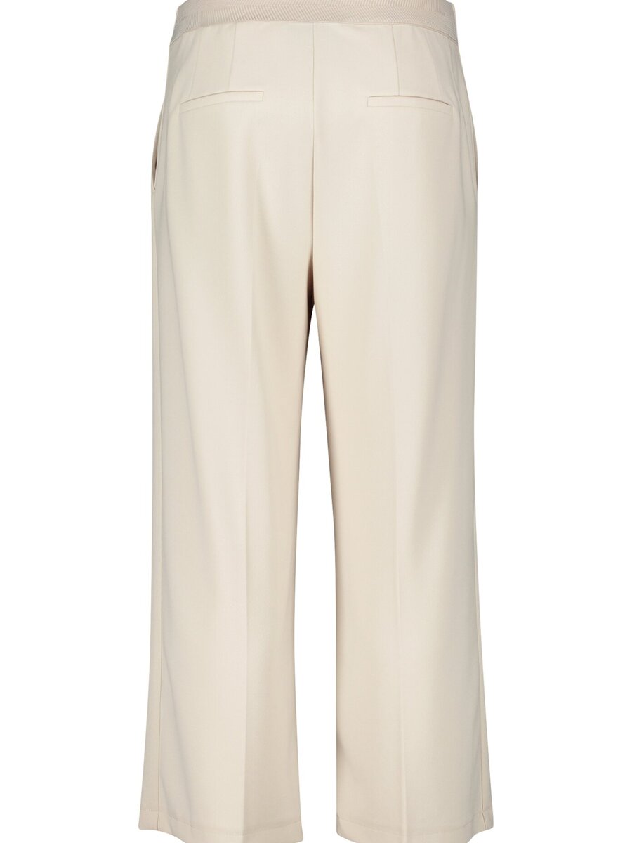 Broek van het merk Betty Barclay in het Beige