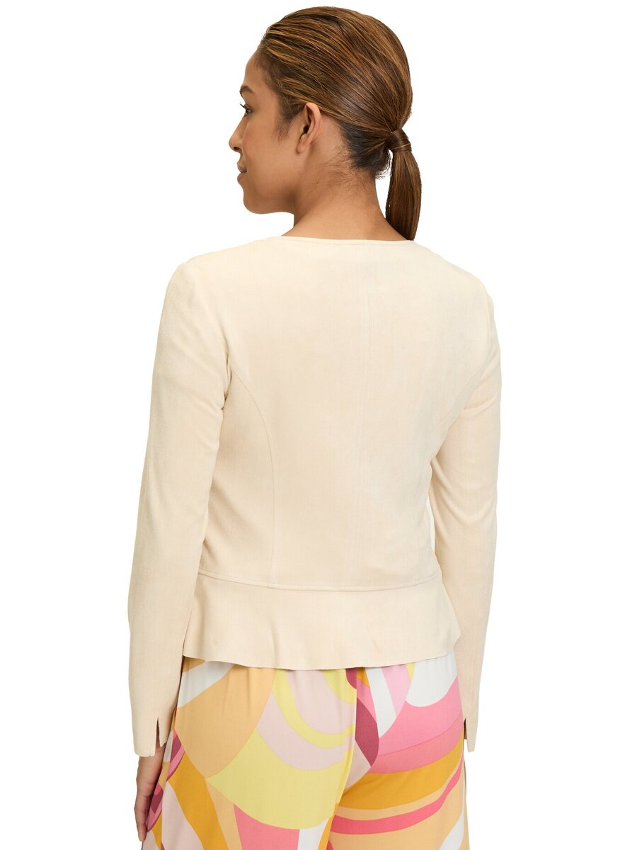 Blazer van het merk Betty Barclay in het Ecru