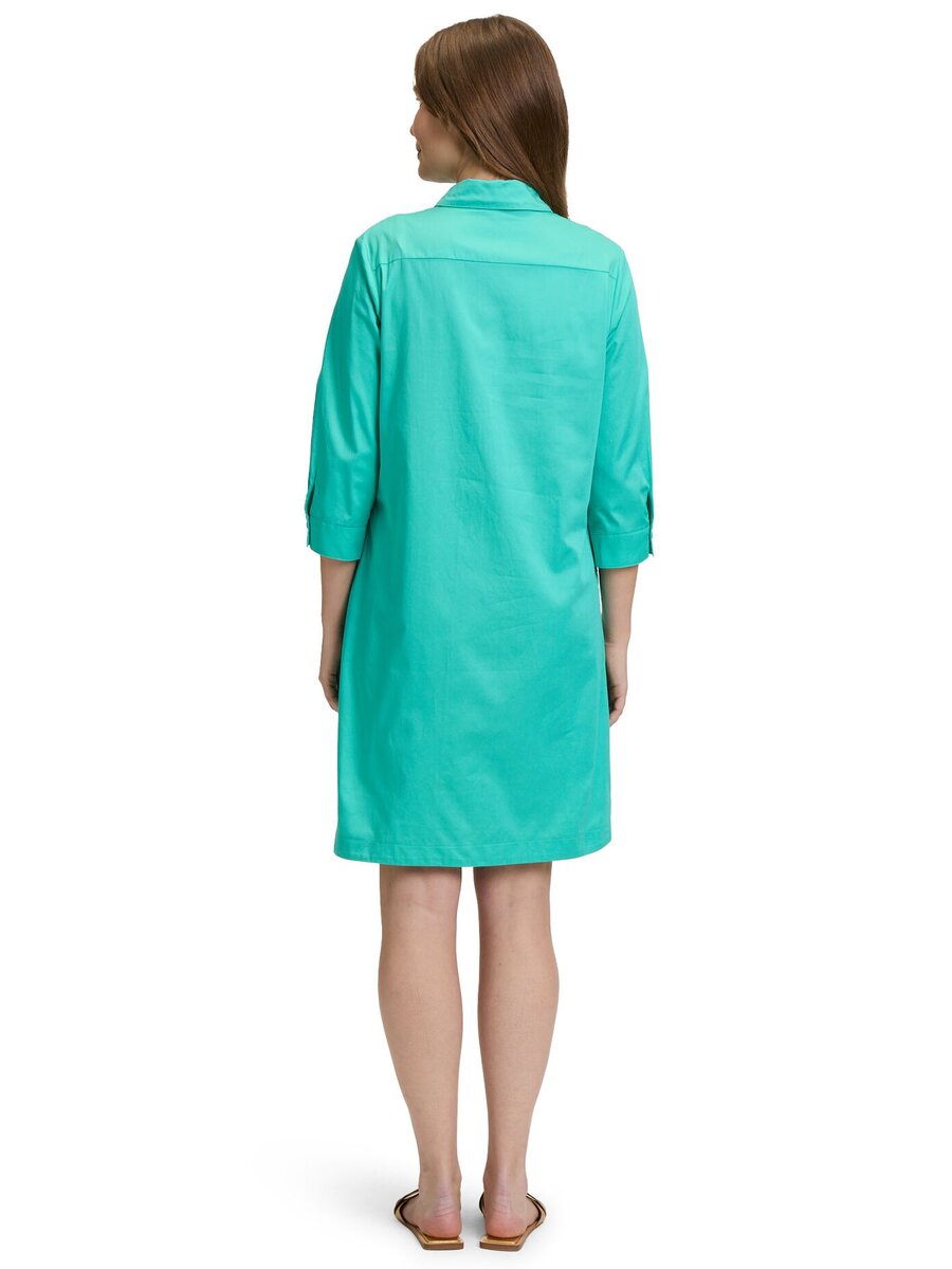 Kleed van het merk Betty Barclay in het Groen