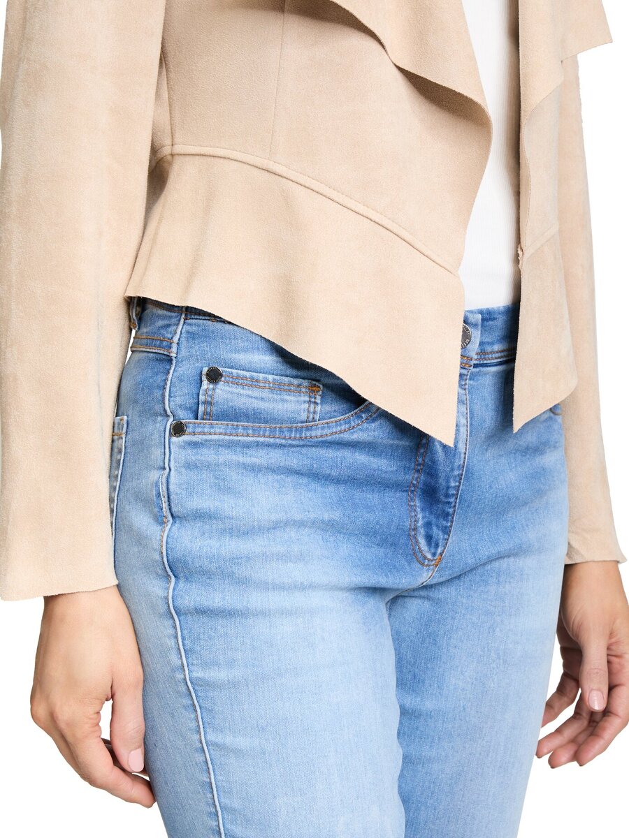 Blazer van het merk Betty Barclay in het Beige