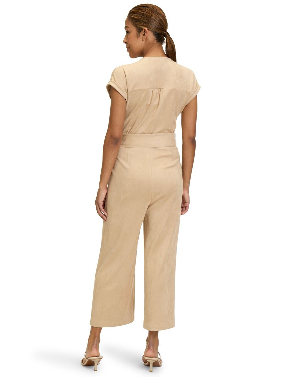 Jumpsuit van het merk Betty Barclay in het Beige