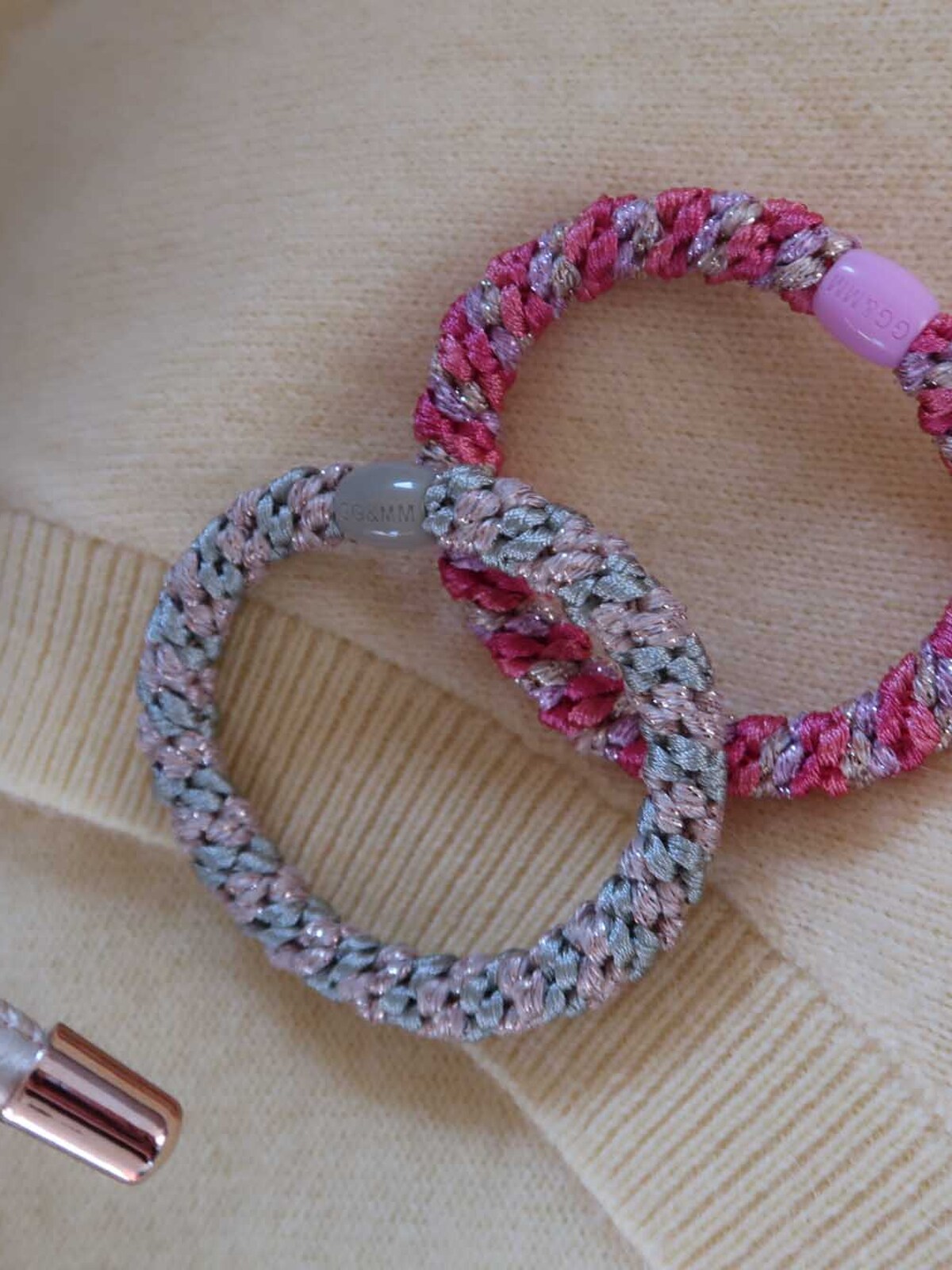 Moederdag cadeautips - Armband én haarrekker in één