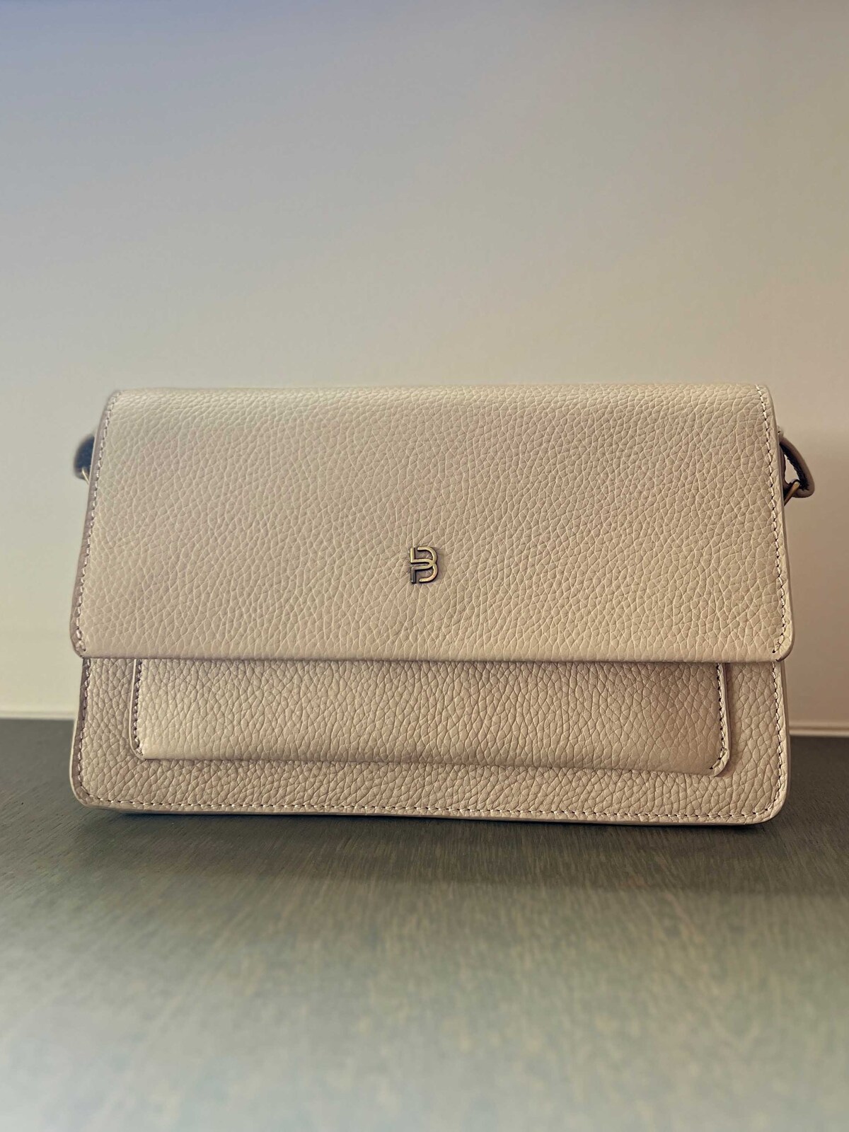 Moederdag cadeautips - Beige Belluga handtas 