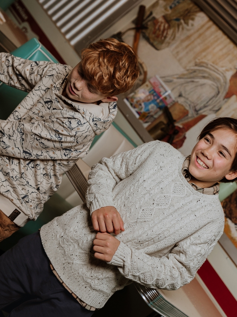Sweater van het merk No Way Monday in het Beige