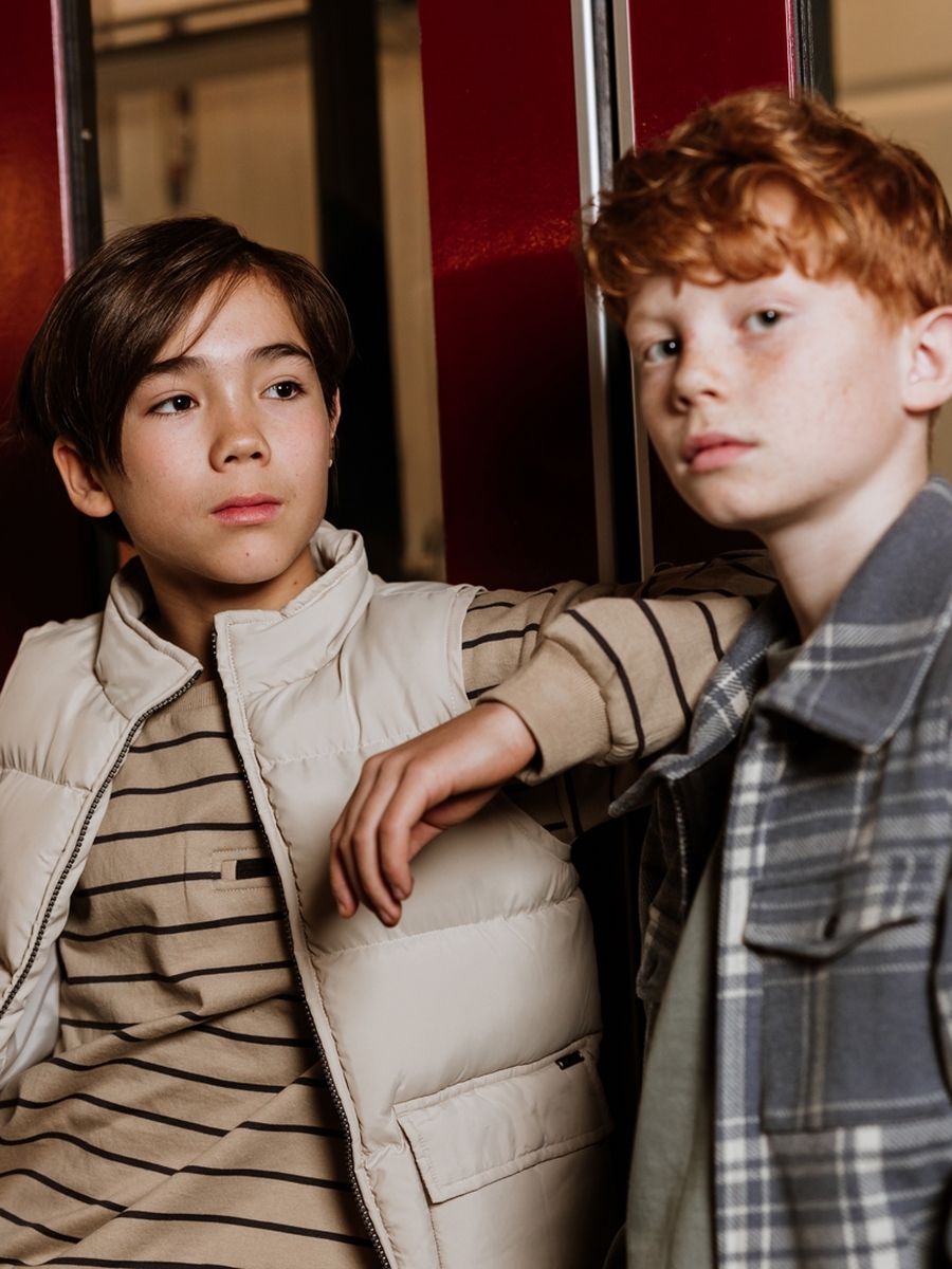 Sweater van het merk No Way Monday in het Beige