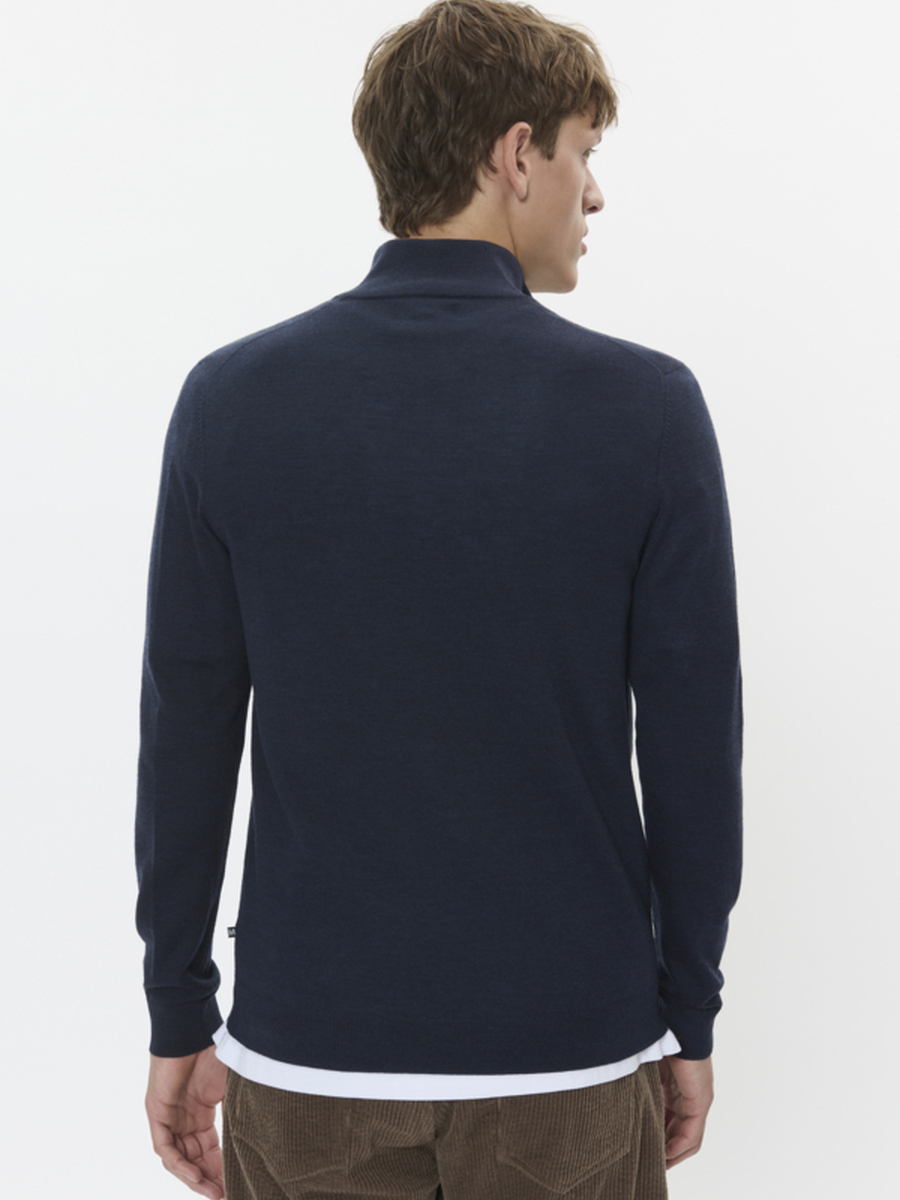 Pull van het merk Matinique in het Marine