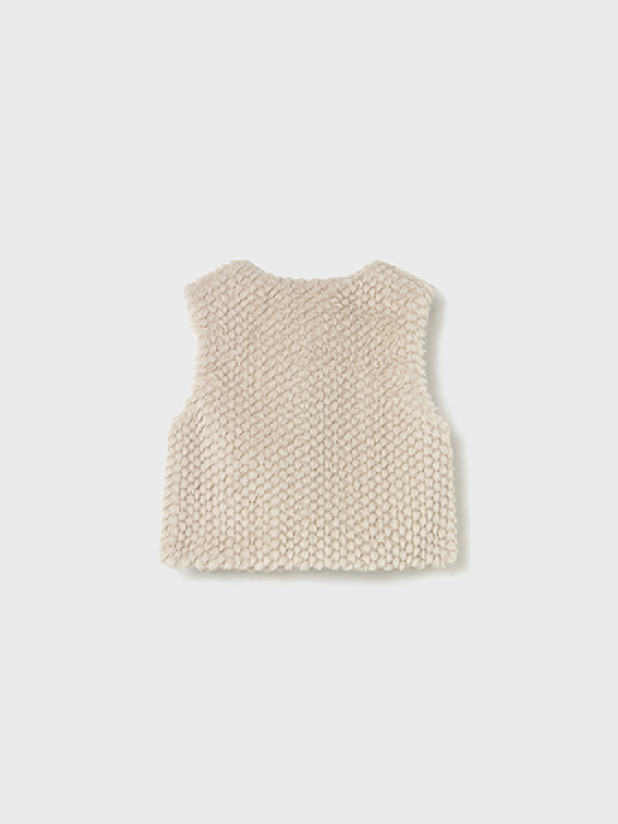 Vest van het merk Mayoral in het Beige