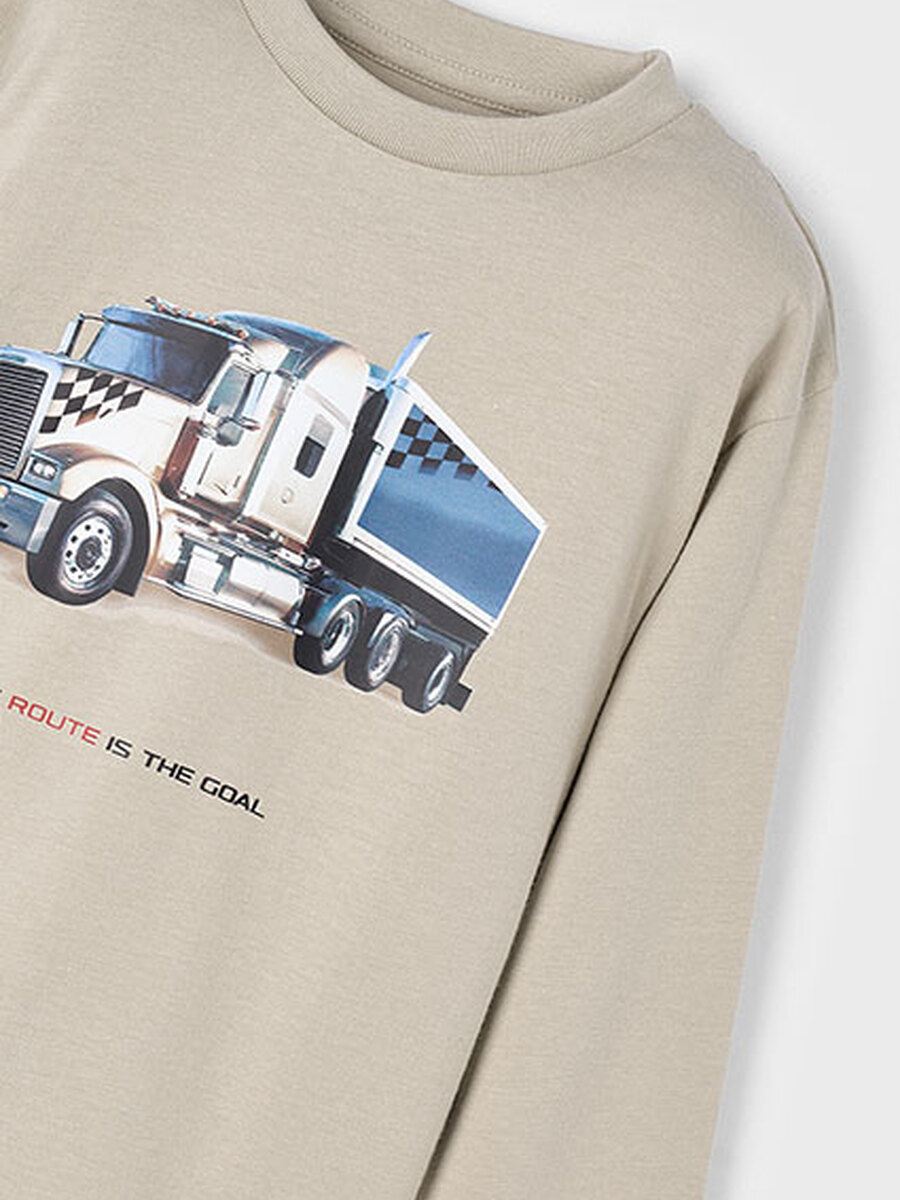 T-shirt van het merk Mayoral in het Beige