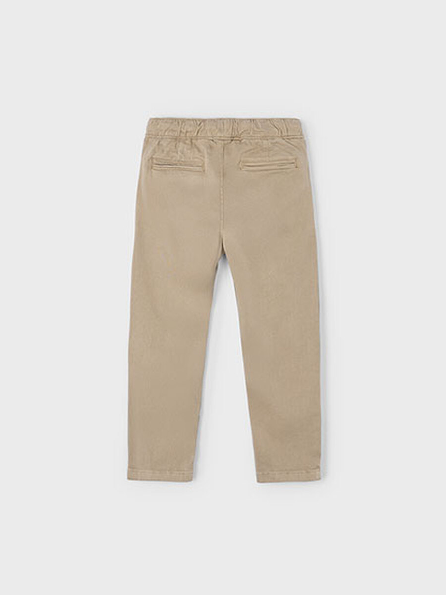 Broek van het merk Mayoral in het Beige