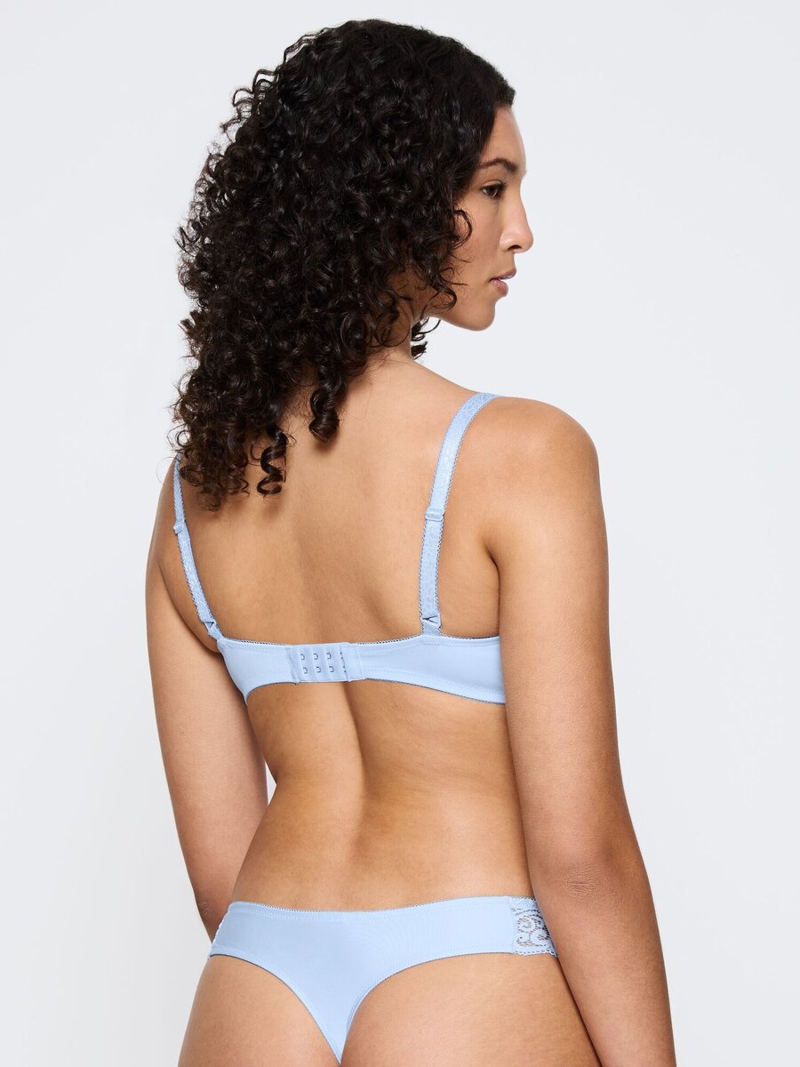 Bh van het merk Triumph in het Blauw
