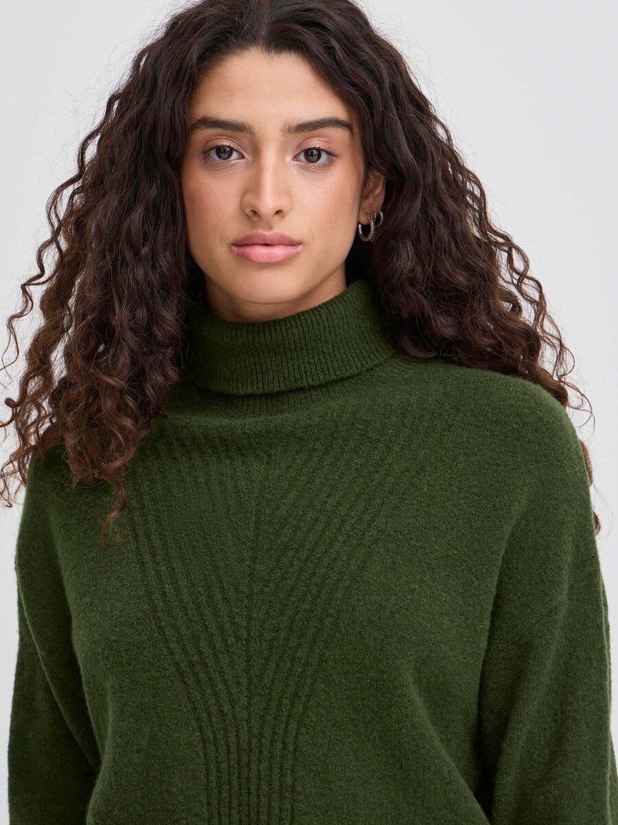 Pull van het merk Ichi in het Groen