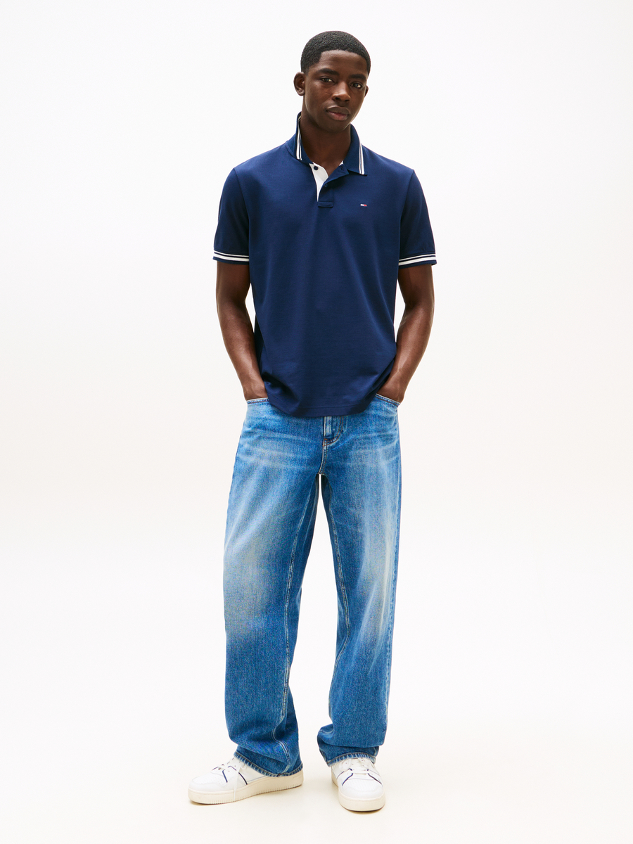 Polo van het merk Tommy Jeans in het Marine