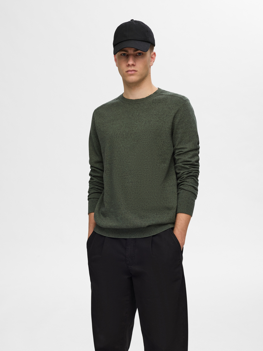 Pull van het merk Selected in het Kaki