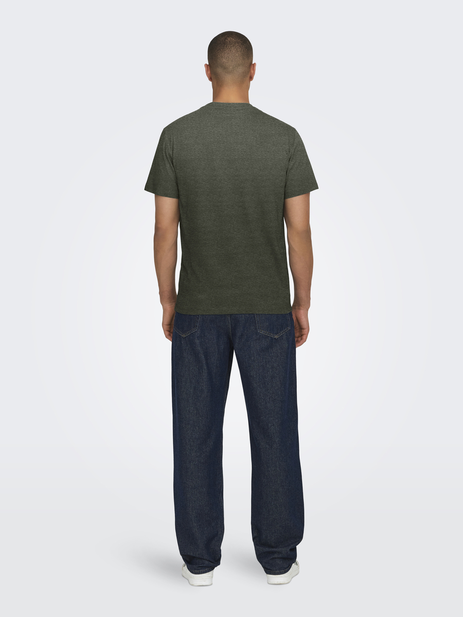 T-shirt van het merk Only & Sons in het Groen