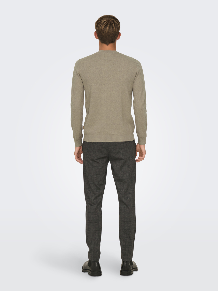 Pull van het merk Only & Sons in het Beige