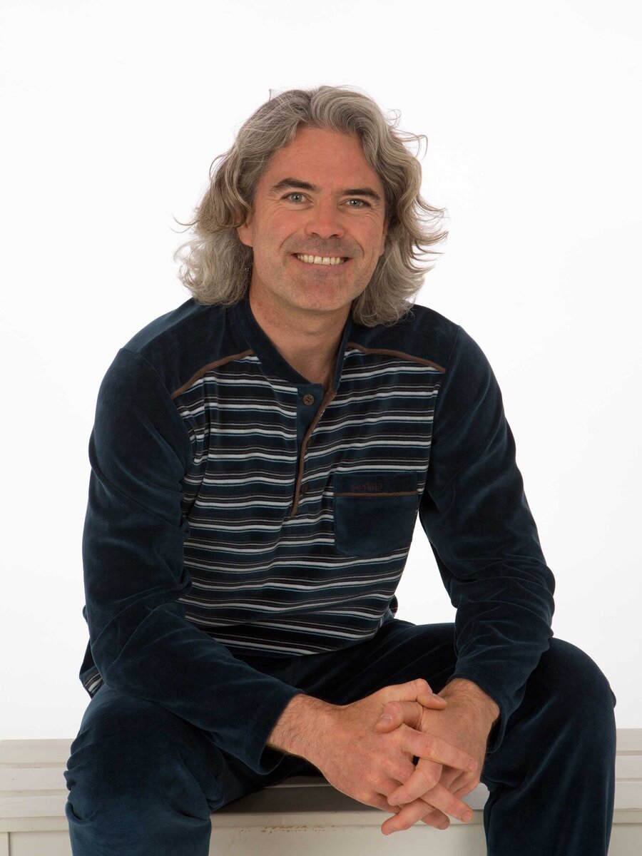 Pyjama van het merk Perlina in het Marine