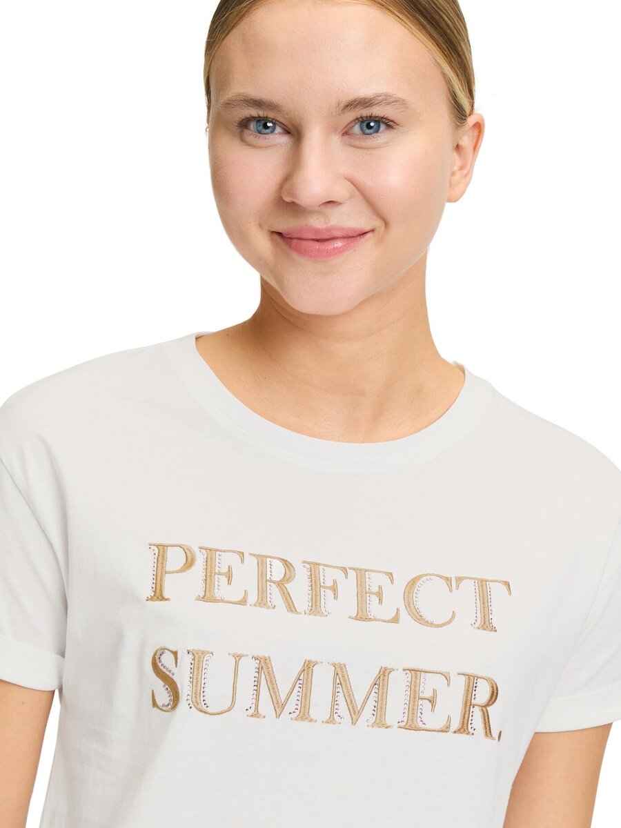 T-shirt van het merk Betty & Co  in het Ecru