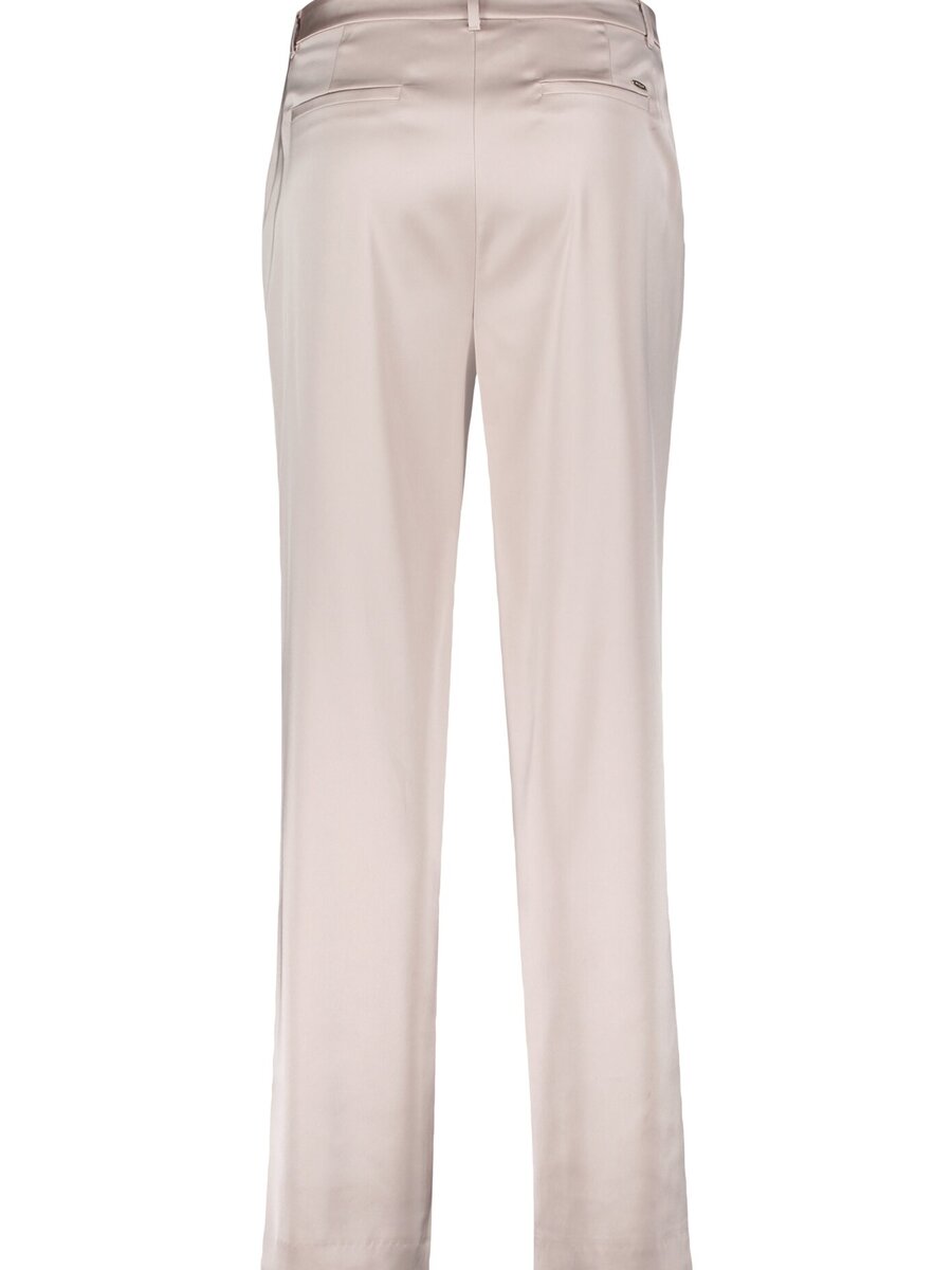 Broek van het merk Betty & Co  in het Beige