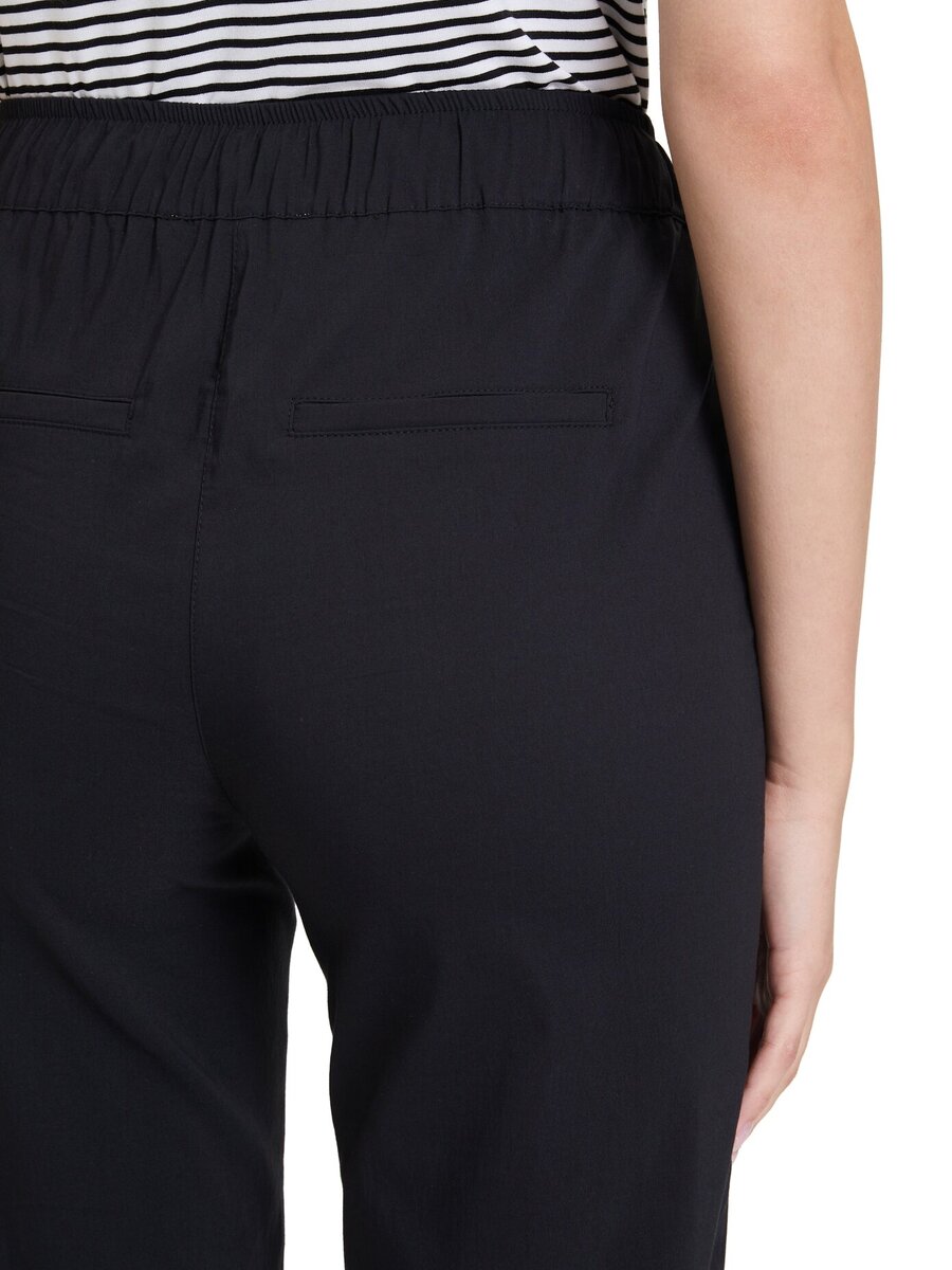 Broek van het merk Betty & Co  in het Zwart