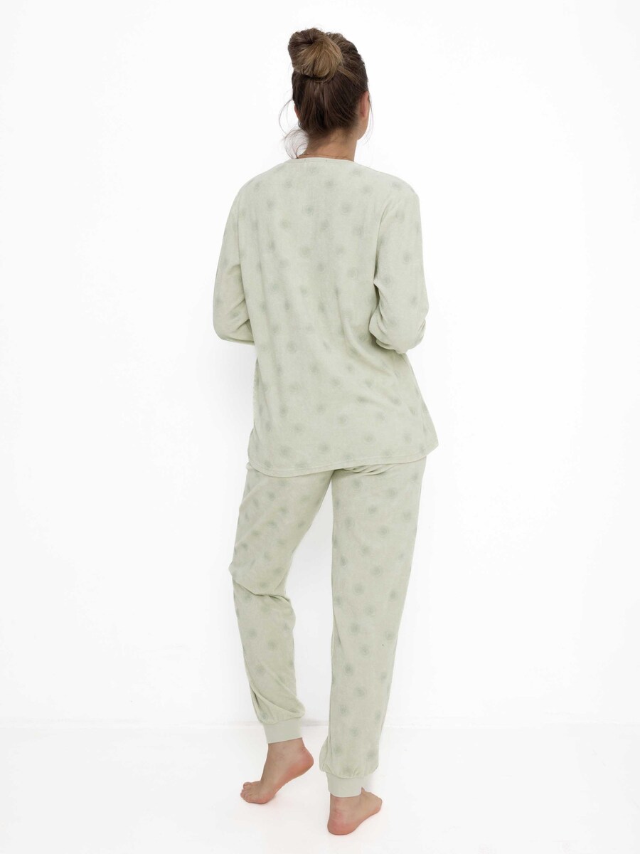 Pyjama van het merk Outfitter in het Groen