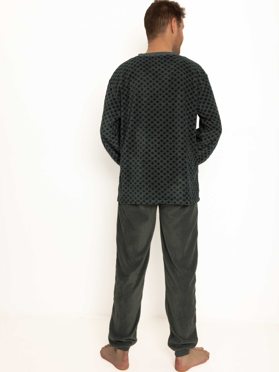 Pyjama van het merk Outfitter in het Groen