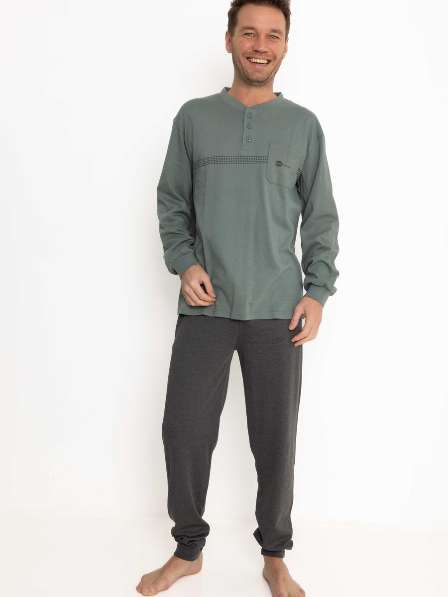 Pyjama van het merk Outfitter in het Groen