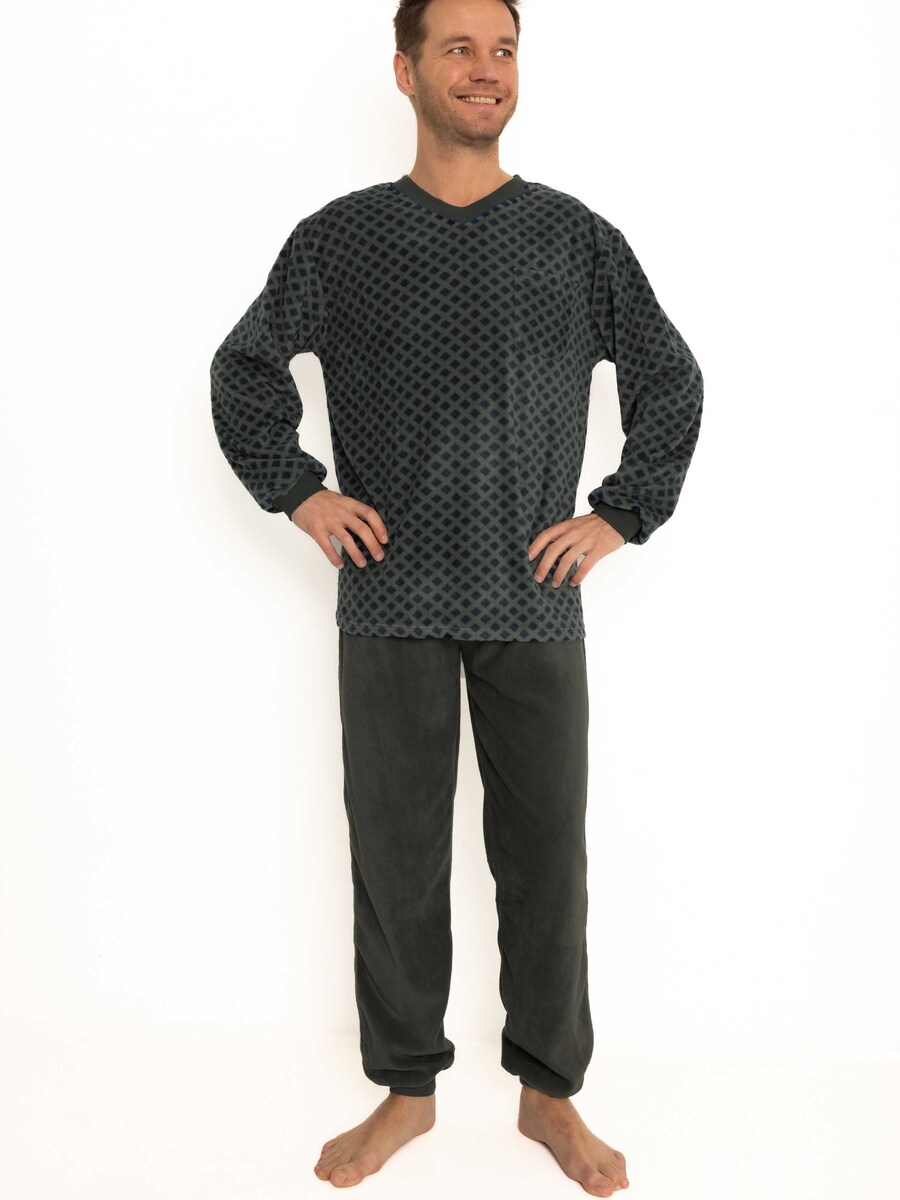 Pyjama van het merk Outfitter in het Groen