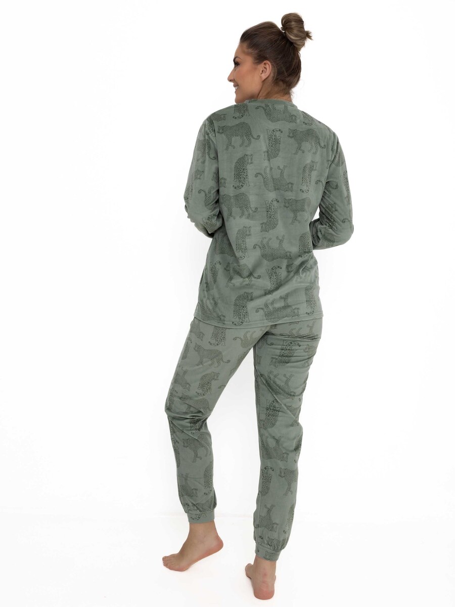 Pyjama van het merk Outfitter in het Groen