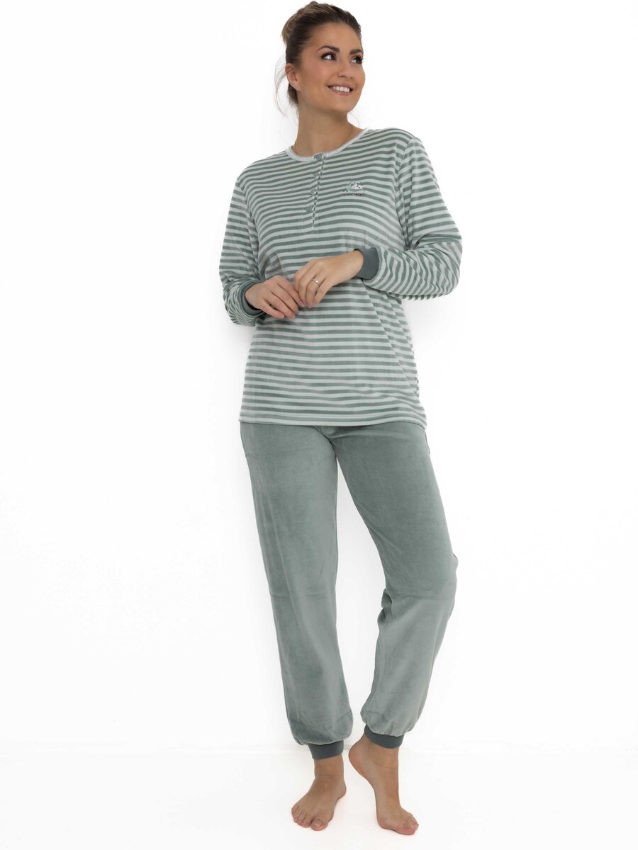 Pyjama van het merk Outfitter in het Groen