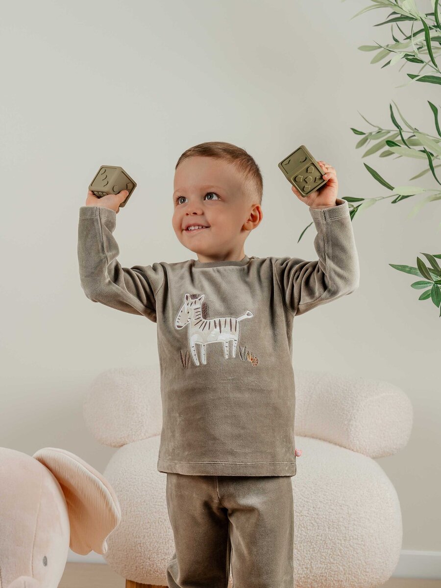 Pyjama van het merk Noukies in het Grijs