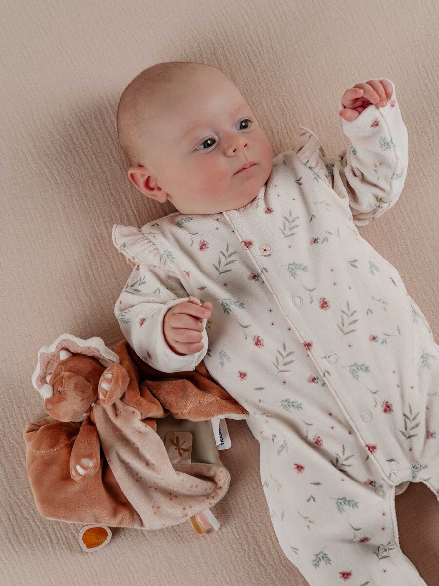 Pyjama van het merk Noukies in het Beige