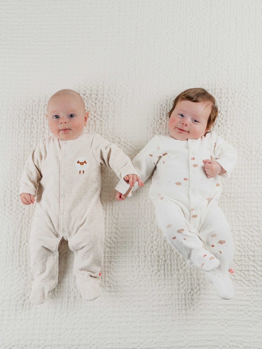 Set van het merk Noukies in het Beige