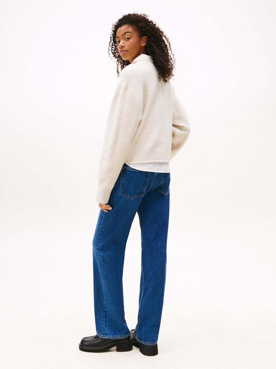 Pull van het merk Tommy Jeans in het Ecru