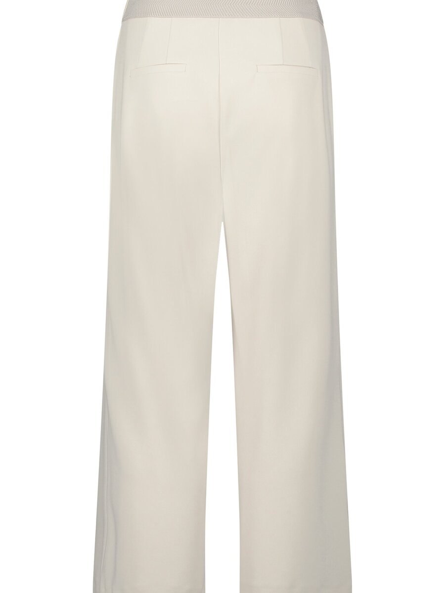 Broek van het merk Betty Barclay in het Beige