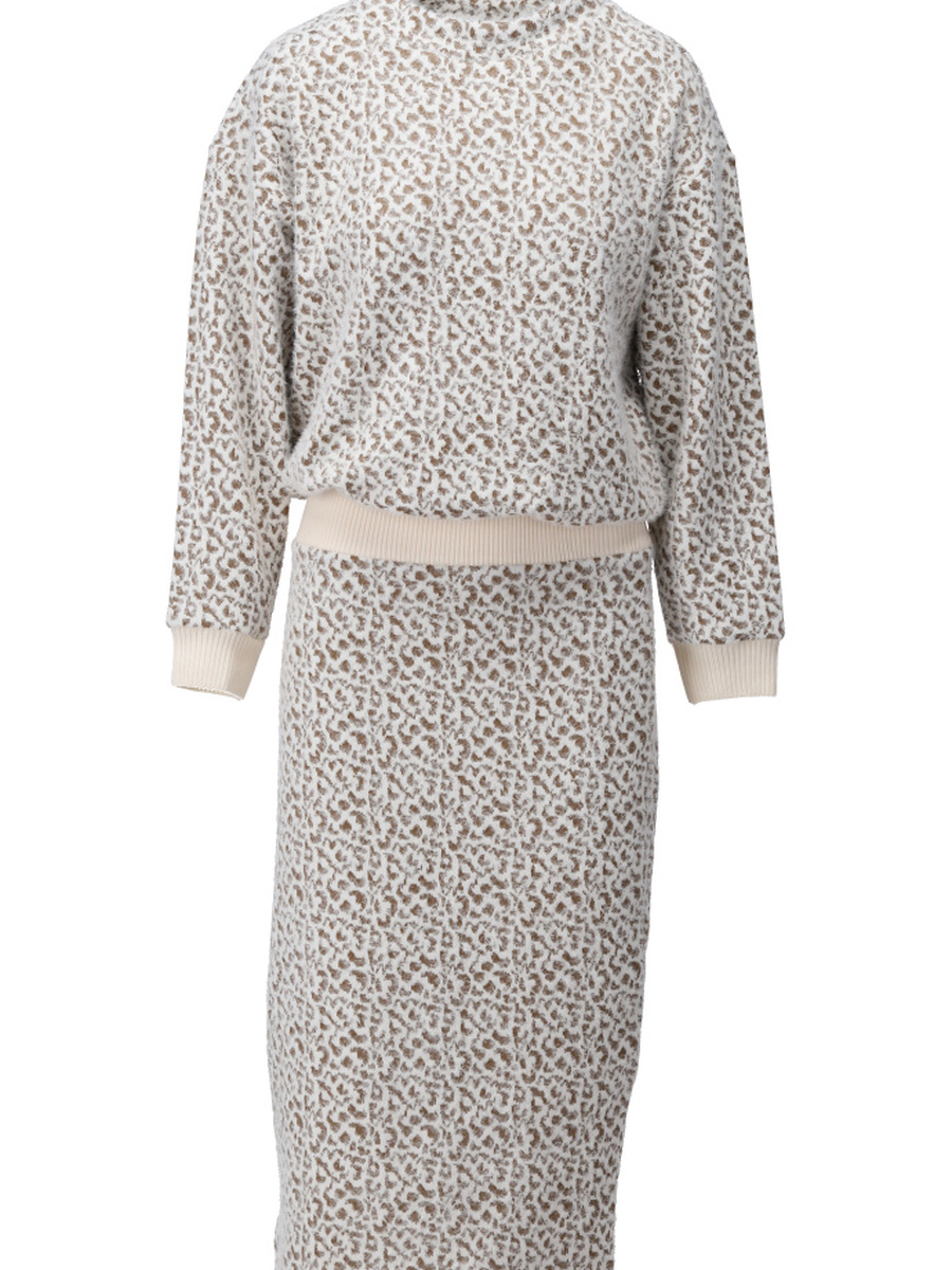 Kleed van het merk K-design in het Beige