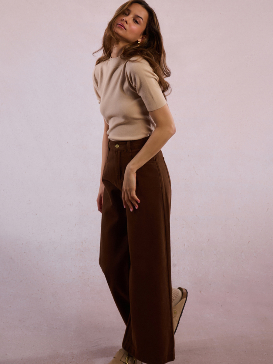 Pull van het merk Molly Bracken in het Beige