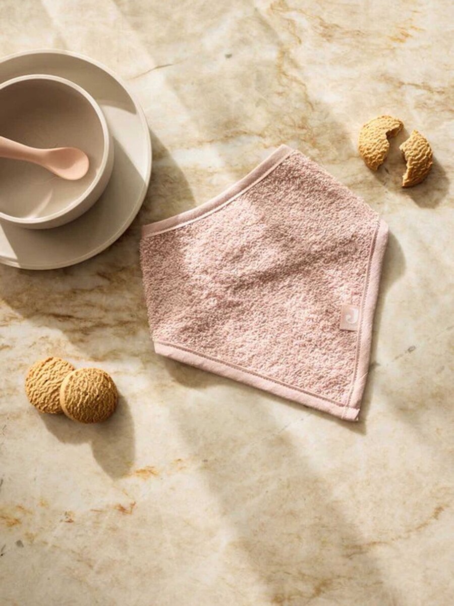 Slabbetjes van het merk Jollein in het Roze