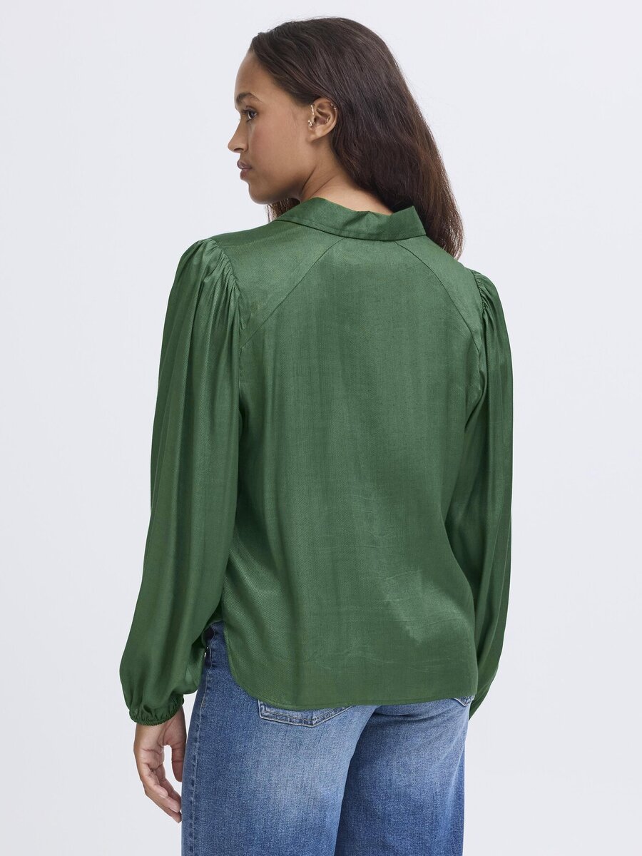 Bloes van het merk Ichi in het Groen