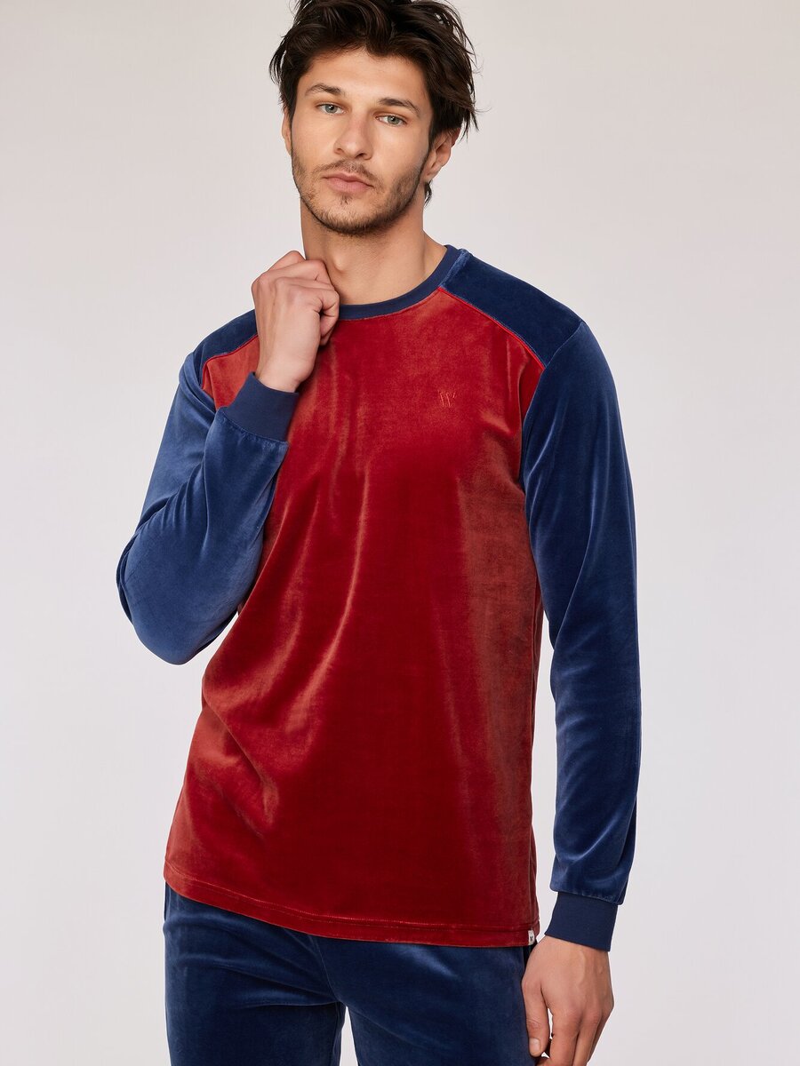 Pyjama van het merk Woody in het Rood