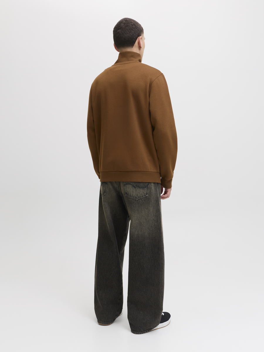 Sweater van het merk Jack & Jones in het Bruin