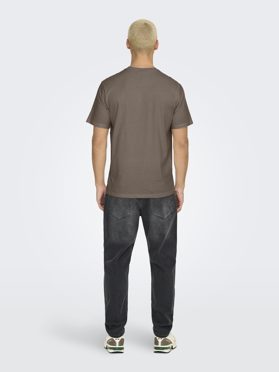 T-shirt van het merk Only & Sons in het Bruin