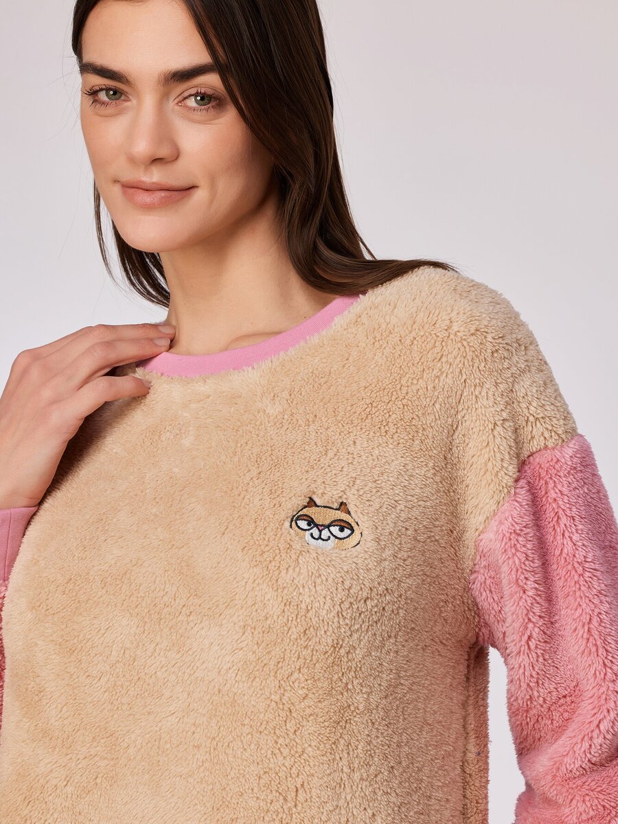 Pyjama van het merk Woody in het Beige